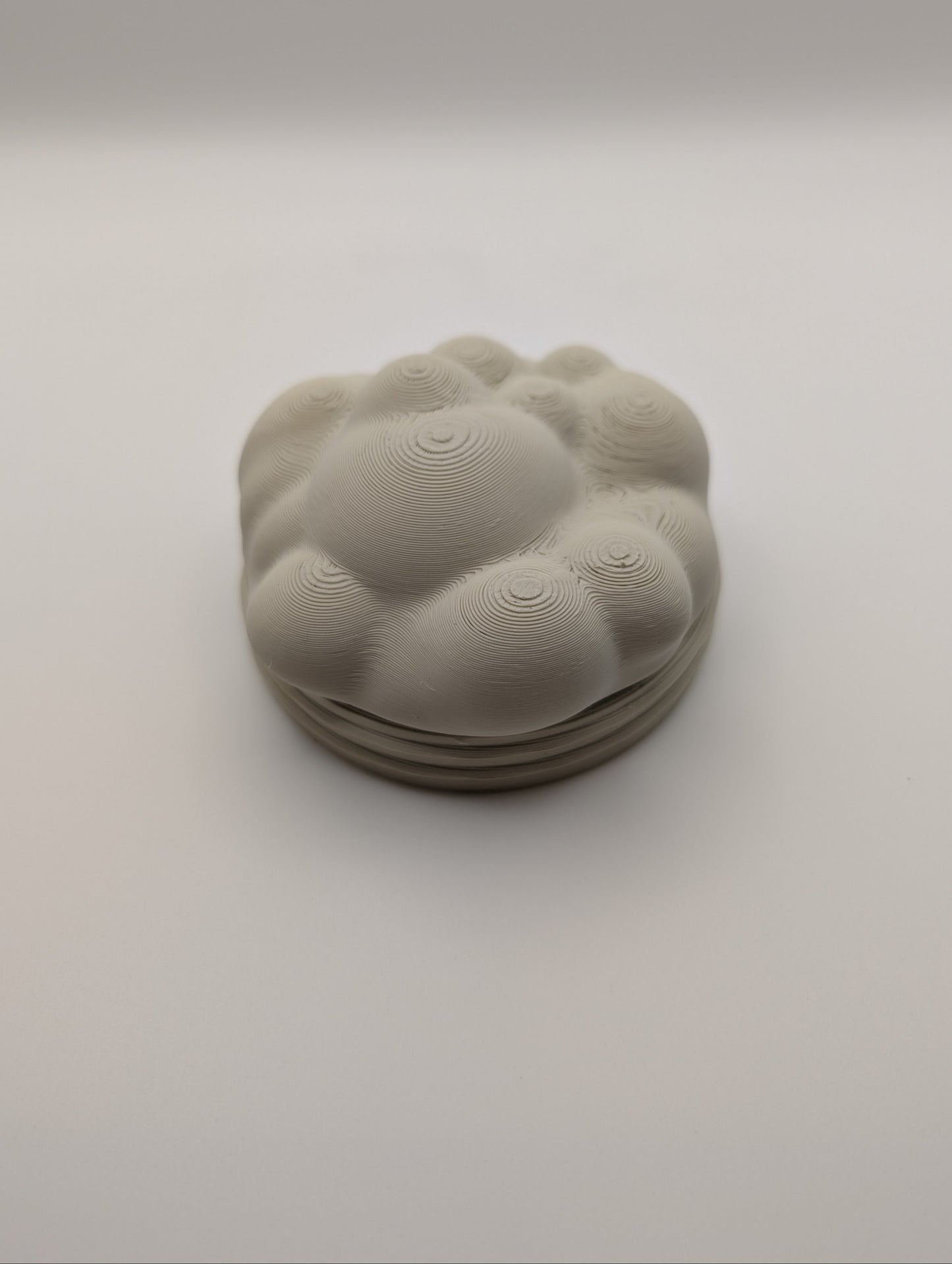 Multicolor - The Tavern III Lid