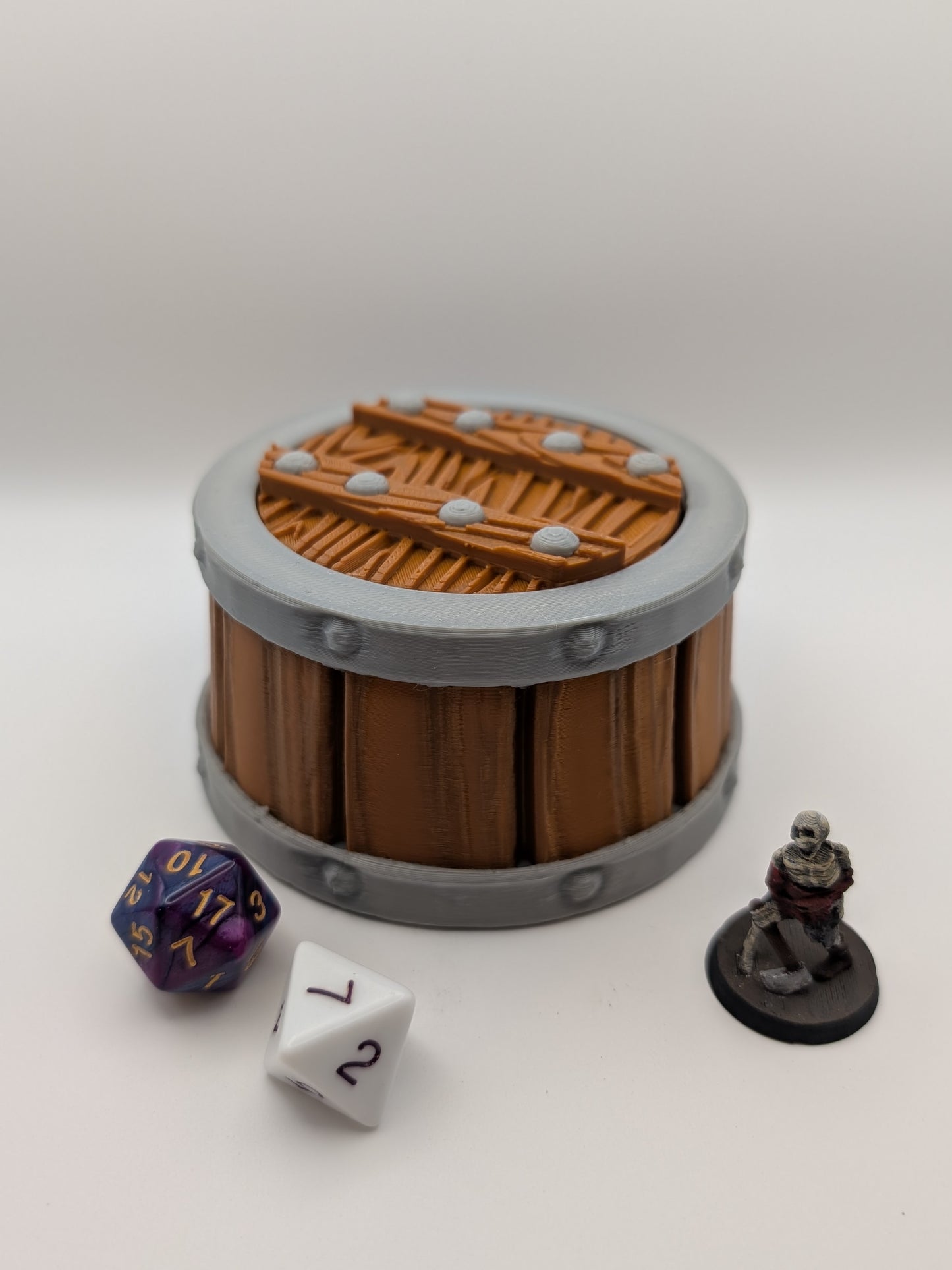 Multicolor - The Tavern III Dice Vault No Skull